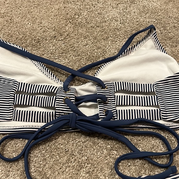 Bikini set - Picture 3 of 5